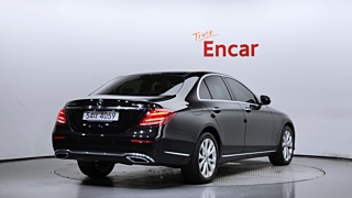 MERCEDES BENZ E-CLASS W213 2017