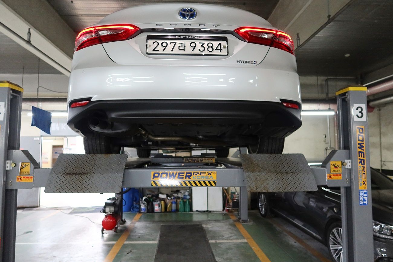 TOYOTA CAMRY XV70 2023