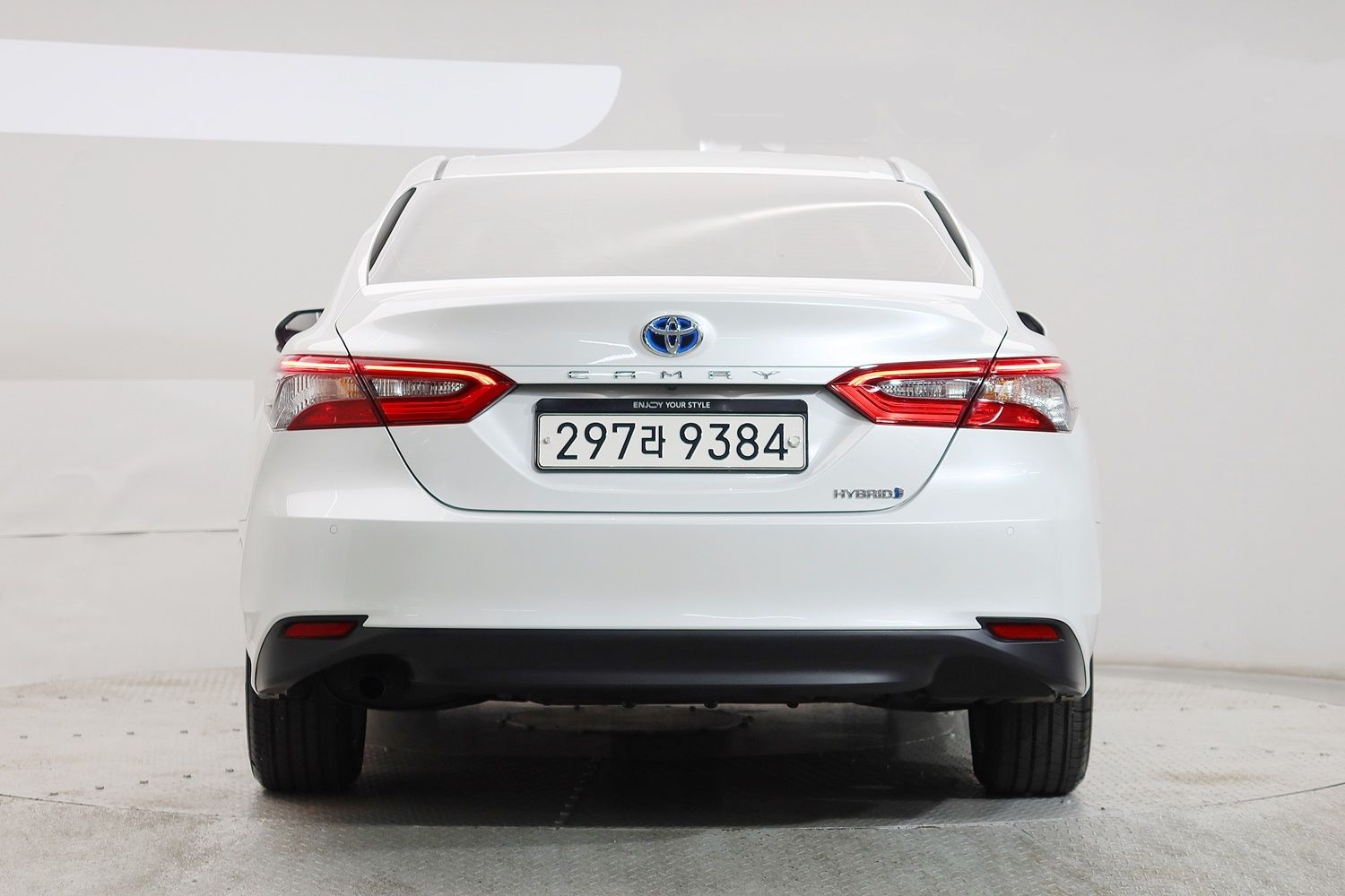 TOYOTA CAMRY XV70 2023