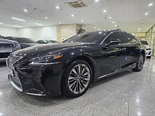LEXUS LS500H 2018