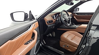 MASERATI LEVANTE 2021