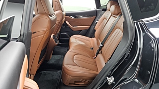 MASERATI LEVANTE 2021