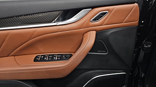 MASERATI LEVANTE 2021