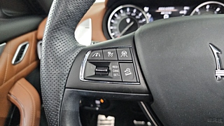 MASERATI LEVANTE 2021