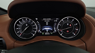 MASERATI LEVANTE 2021
