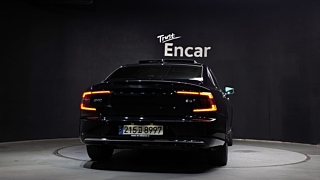 VOLVO S90 2021