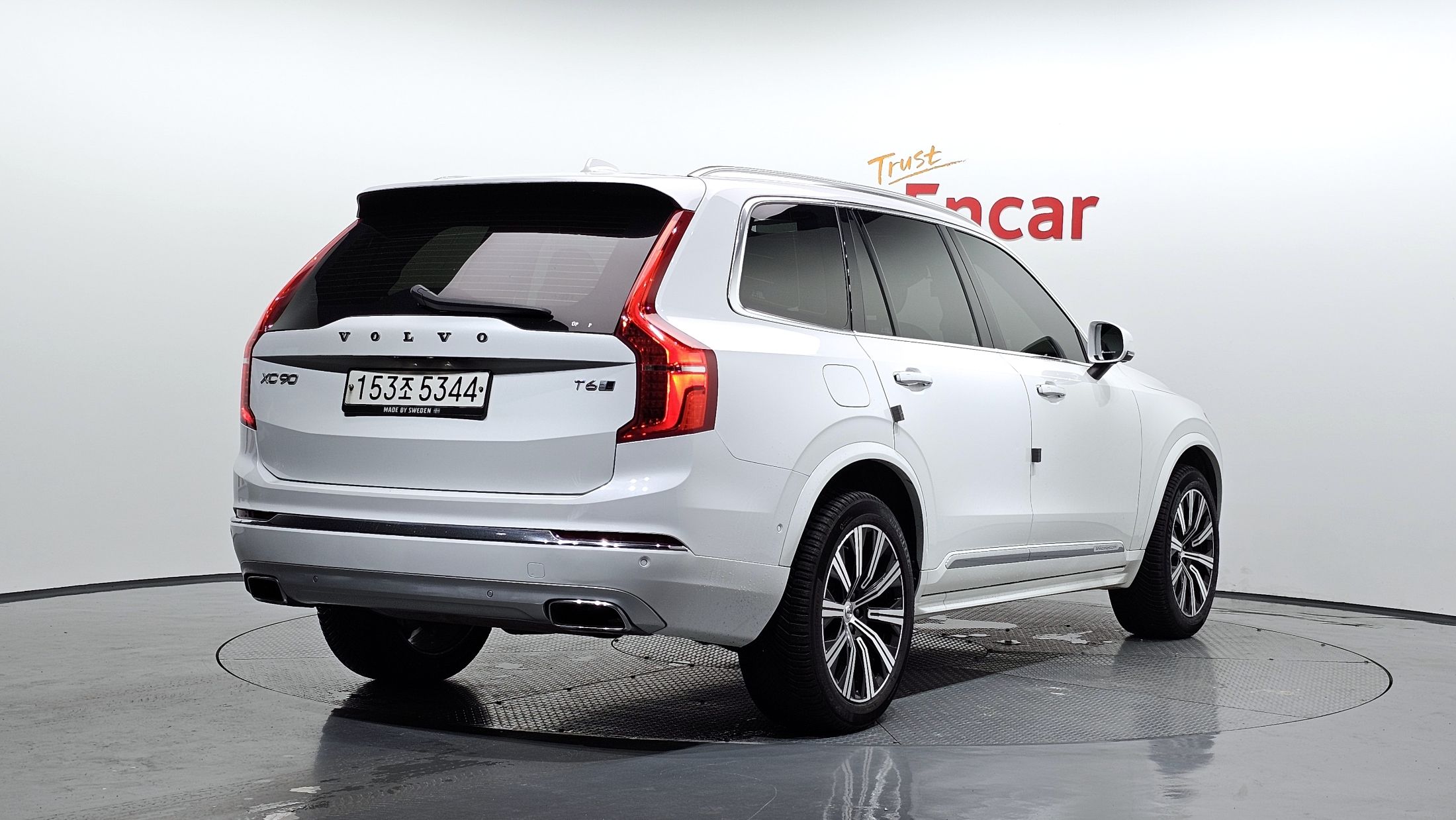 VOLVO XC90 2019