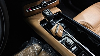 VOLVO XC90 2019