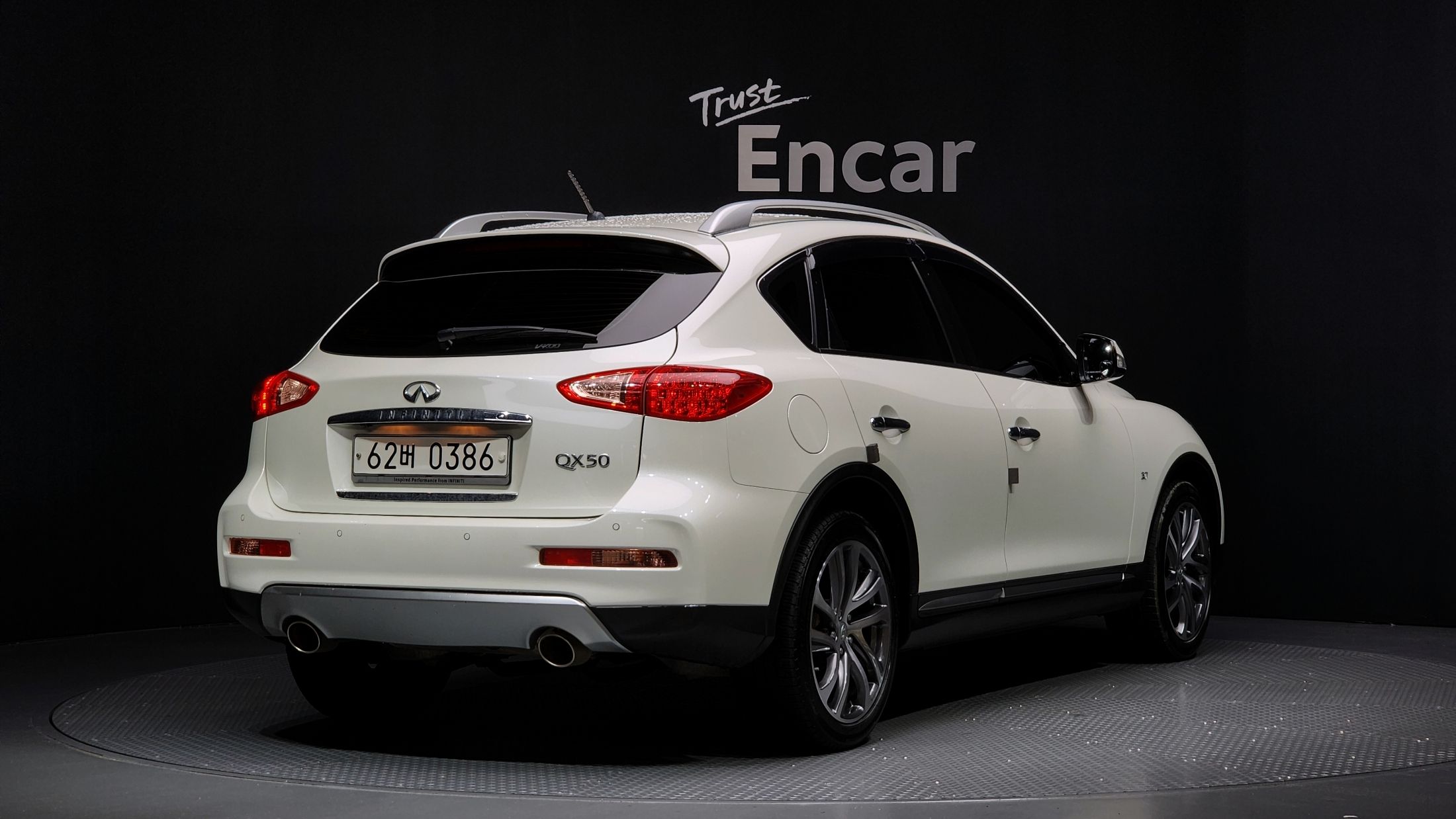 INFINITI QX50 2016