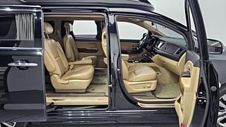 KIA CARNIVAL 2016