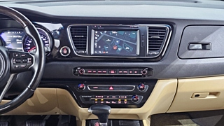 KIA CARNIVAL 2016