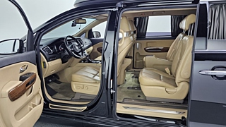 KIA CARNIVAL 2016