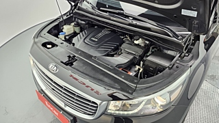 KIA CARNIVAL 2016