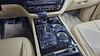 KIA CARNIVAL 2016
