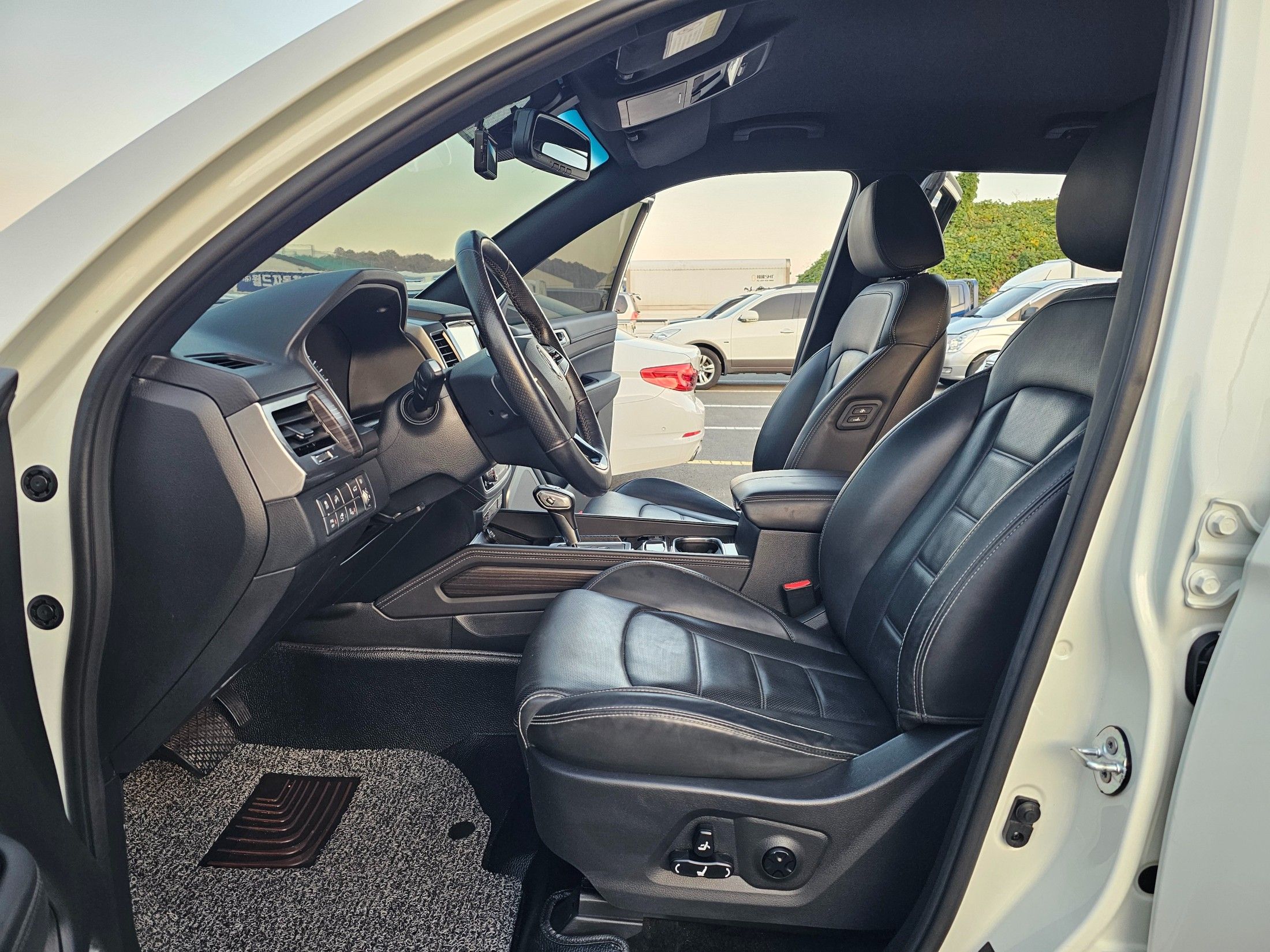 SSANGYONG REXTON G4 2019