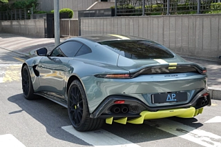 Заказать ASTON MARTIN VANTAGE