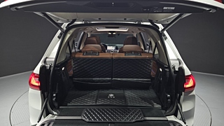 BMW X7 G07 2020