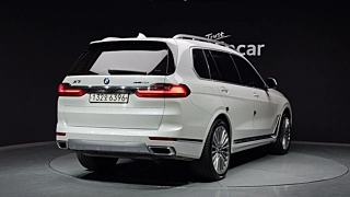 BMW X7 G07 2020