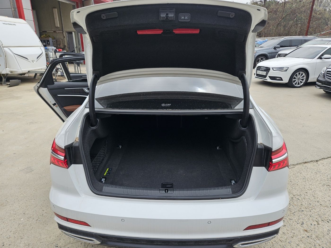 AUDI A6 C8 2023