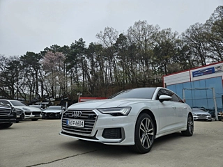 AUDI A6 C8 2023