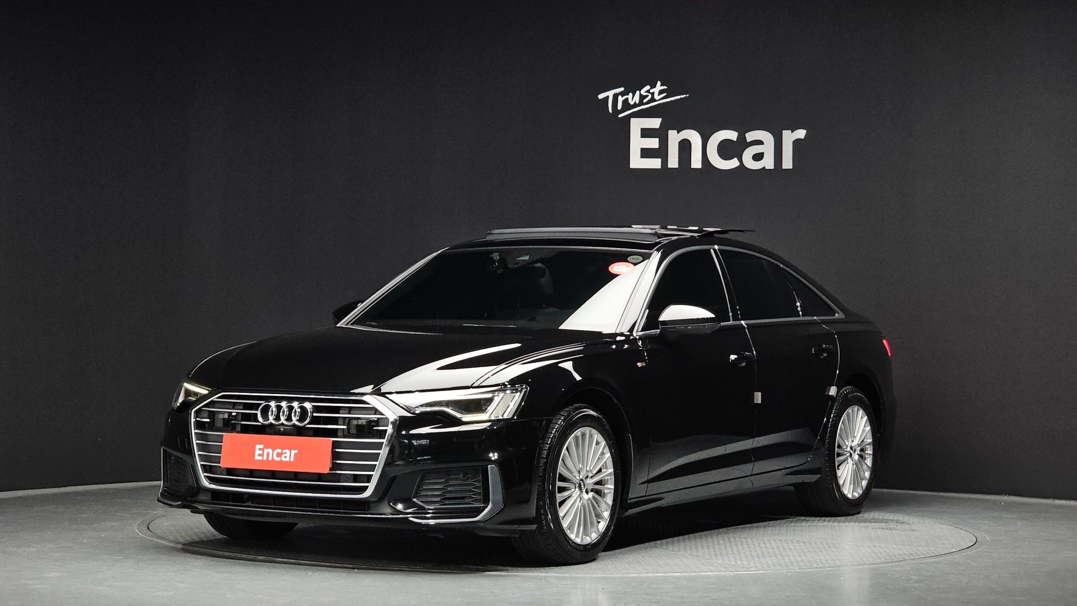 AUDI A6 C8