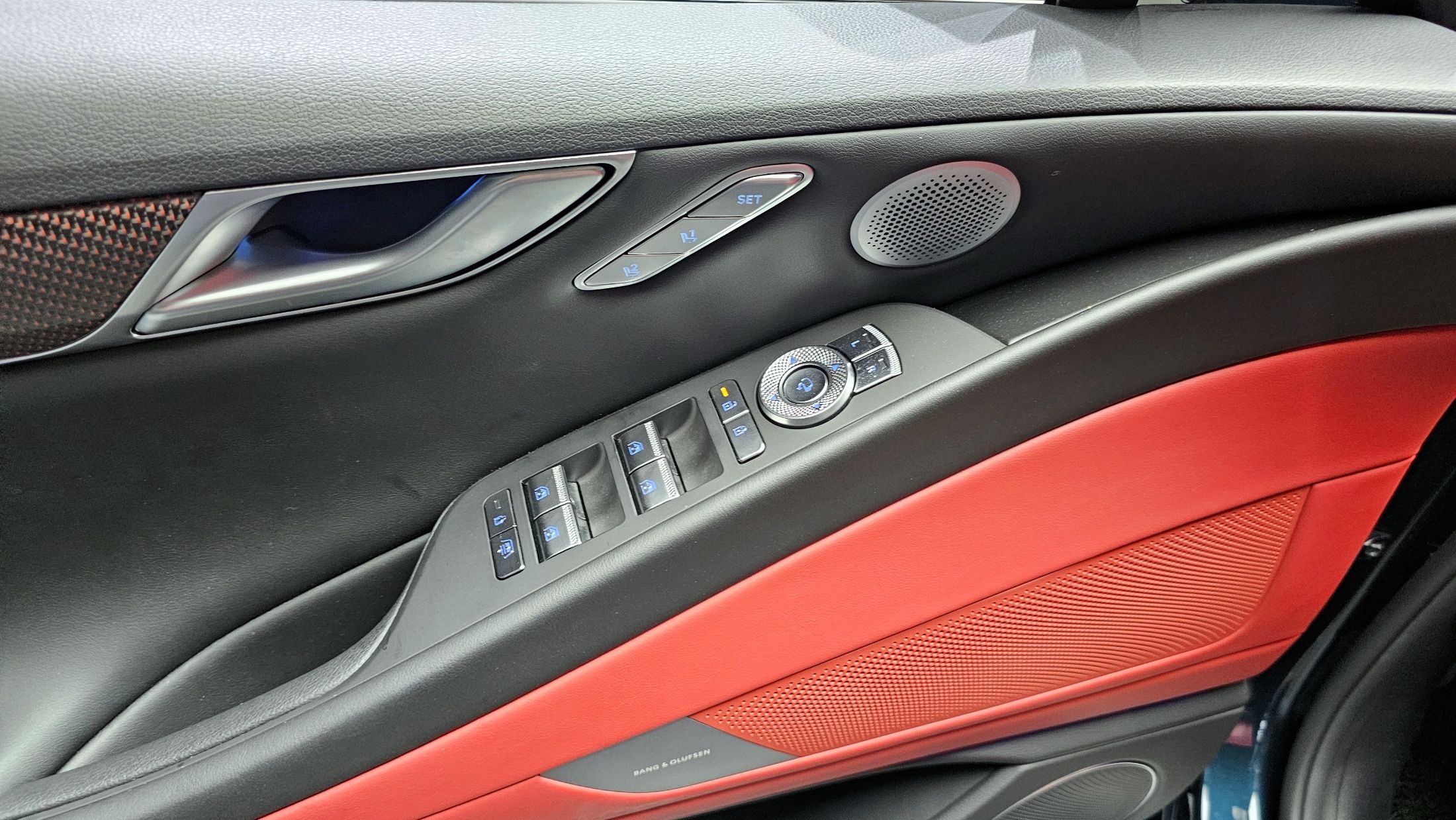 GENESIS G80 RG3 2024