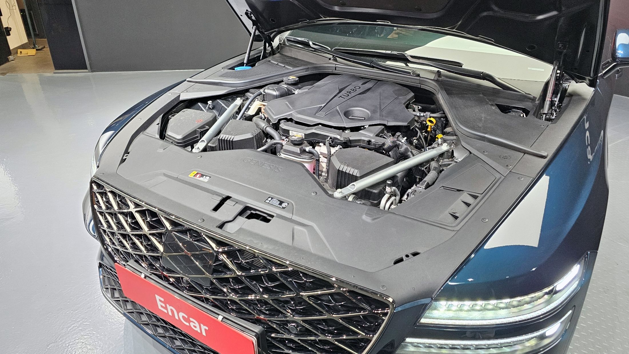 GENESIS G80 RG3 2024