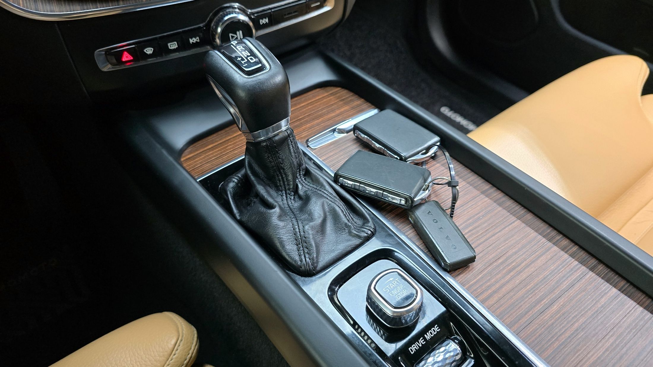 VOLVO XC60 2019