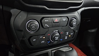 JEEP RENEGADE 1C4NJCD15NPN88659 1.3 Limited 2022