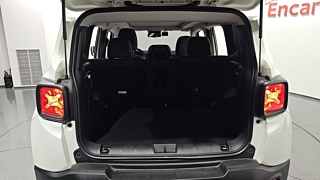 JEEP RENEGADE 1C4NJCD15NPN88659 1.3 Limited 2022