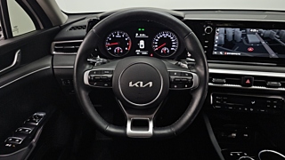 KIA K5 2023