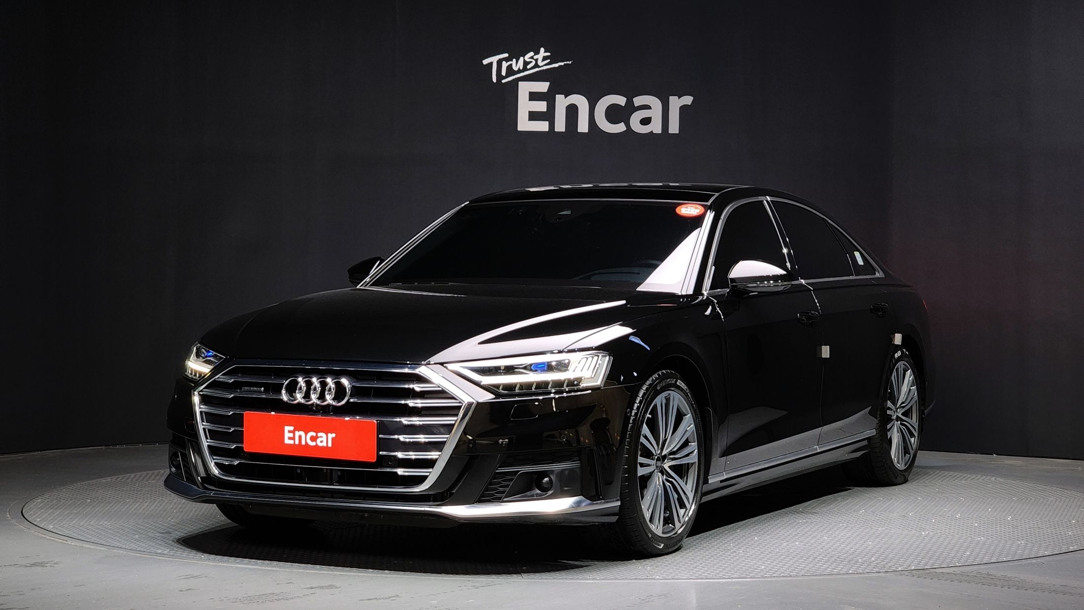 AUDI A8 D5