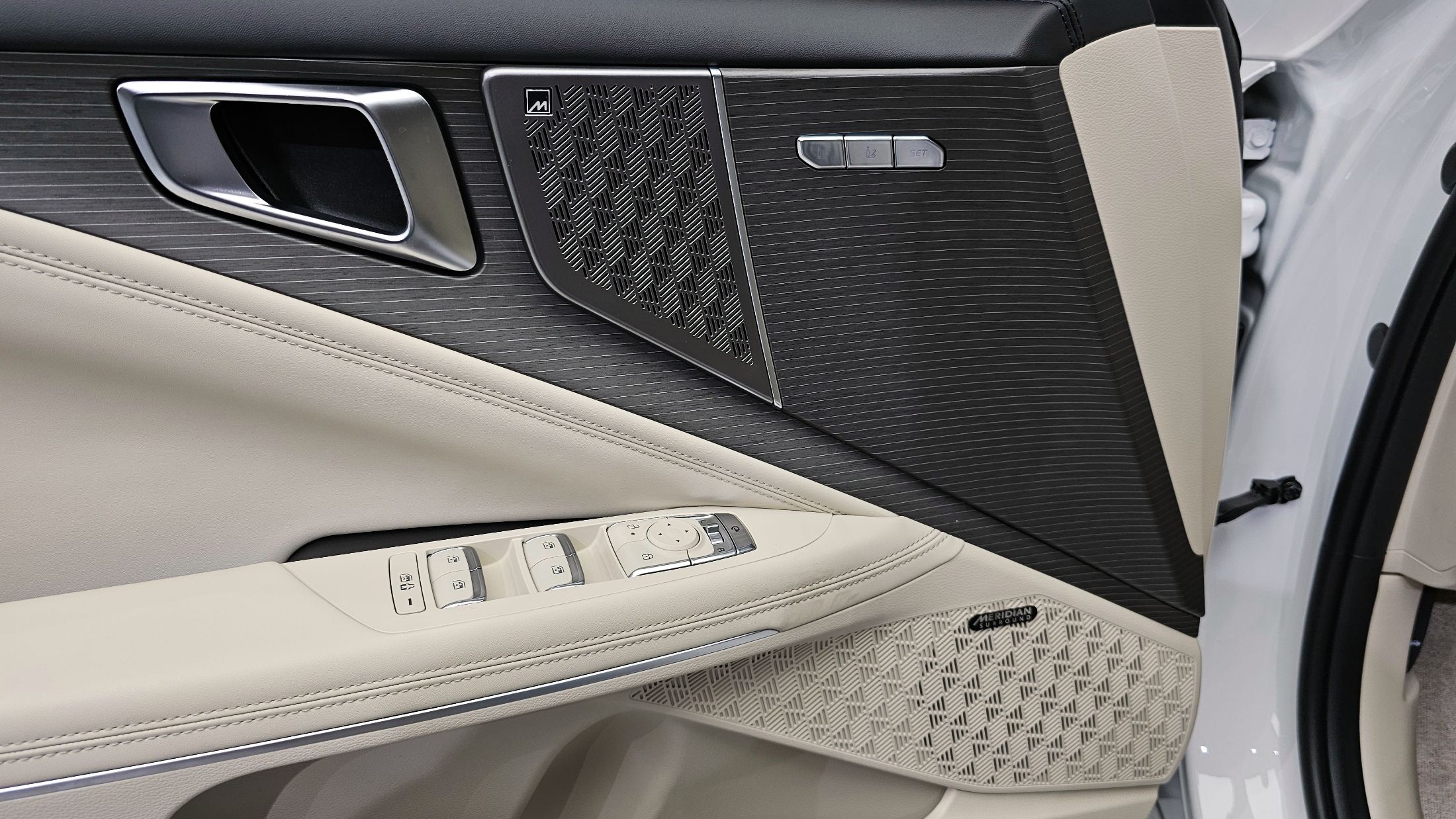KIA K8 HYBRID