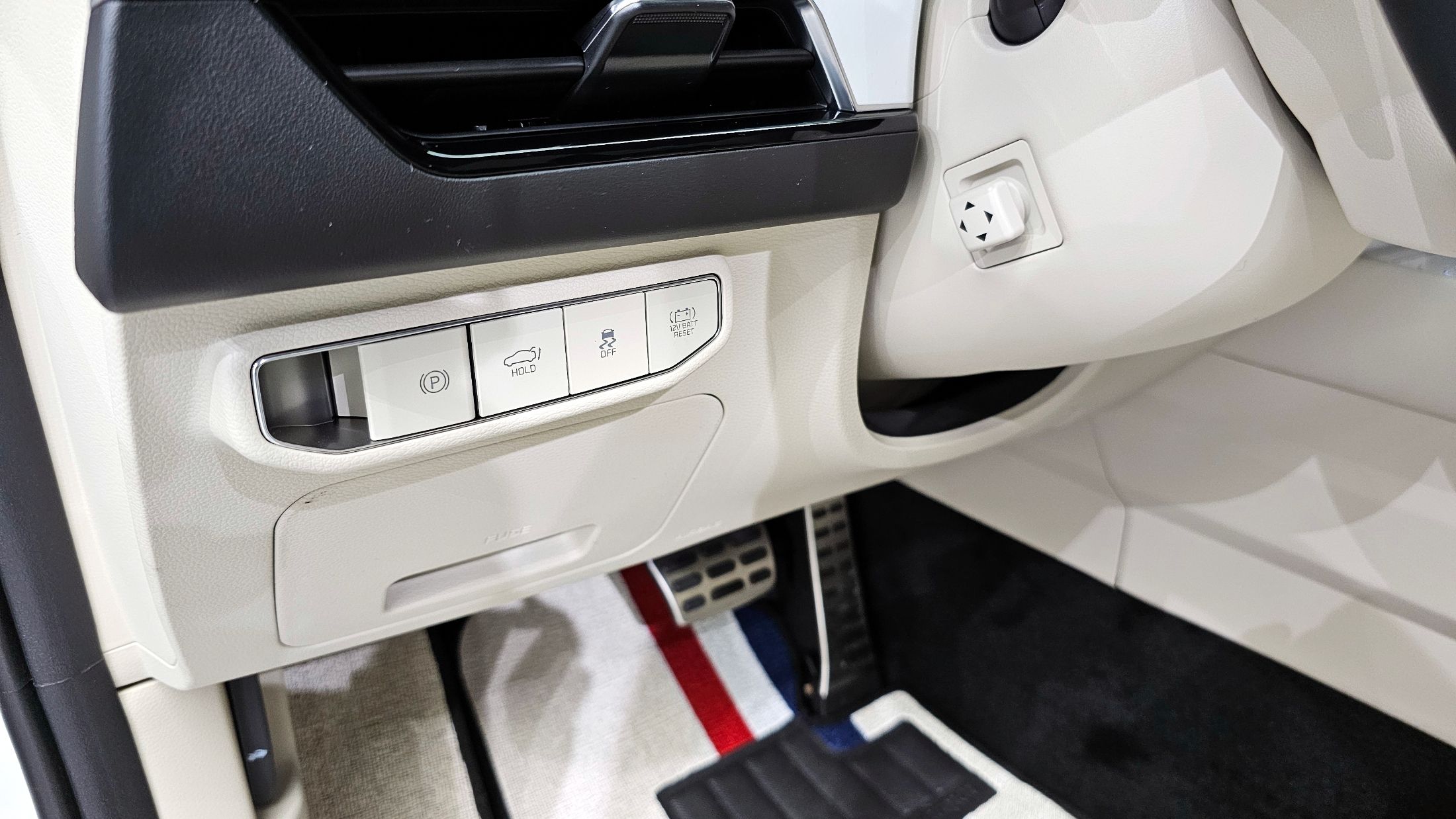 KIA K8 HYBRID