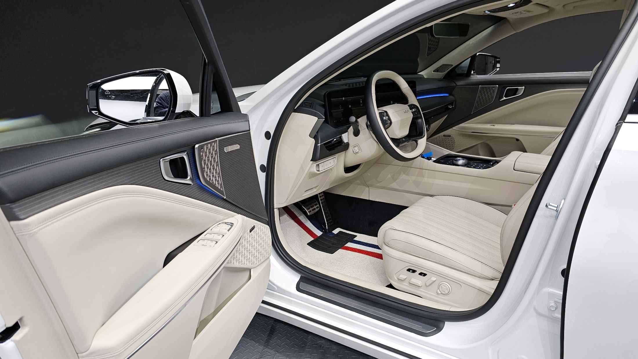 KIA K8 HYBRID