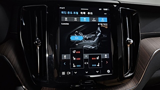 VOLVO XC60 2022