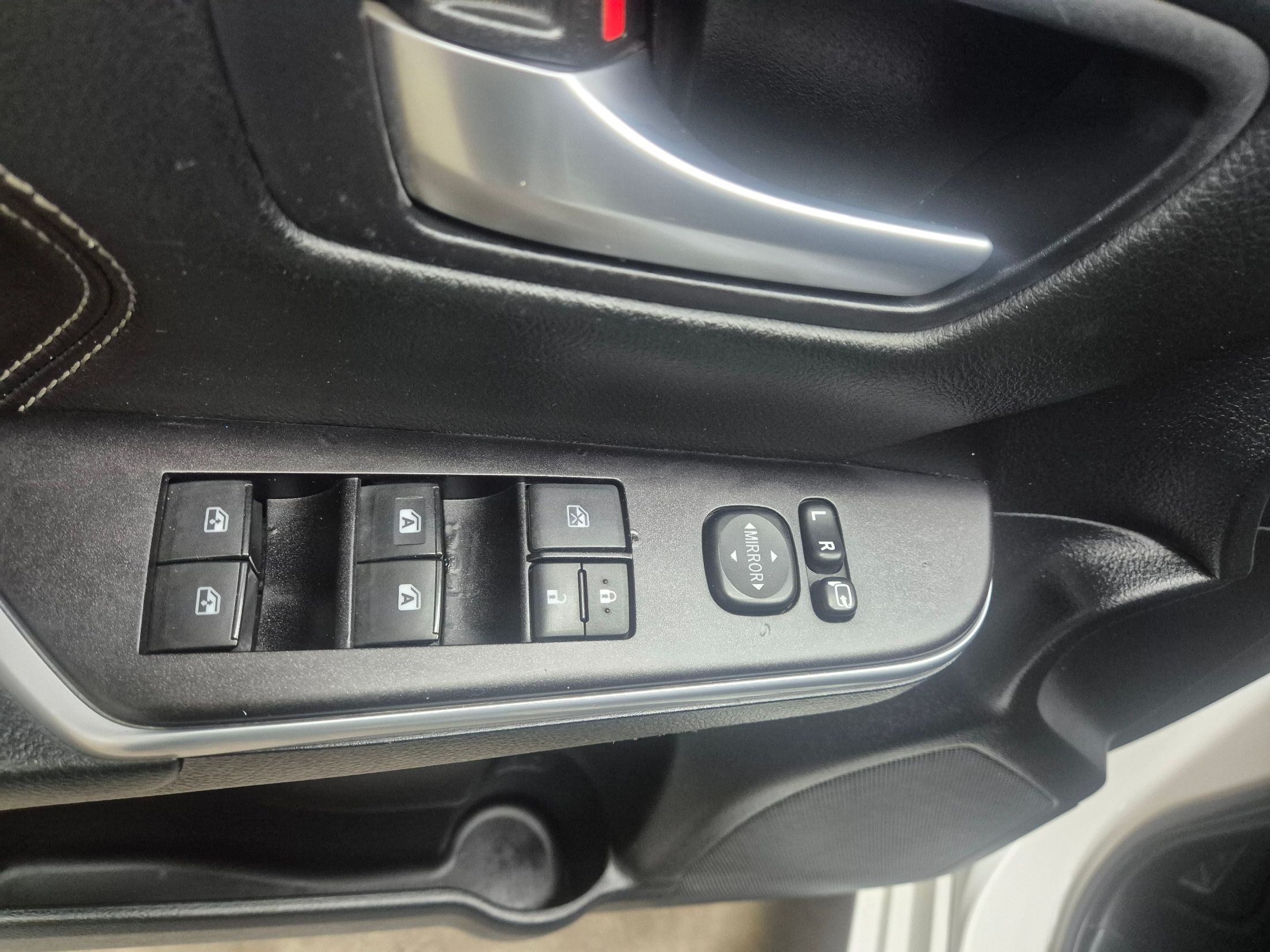 TOYOTA CAMRY 2015