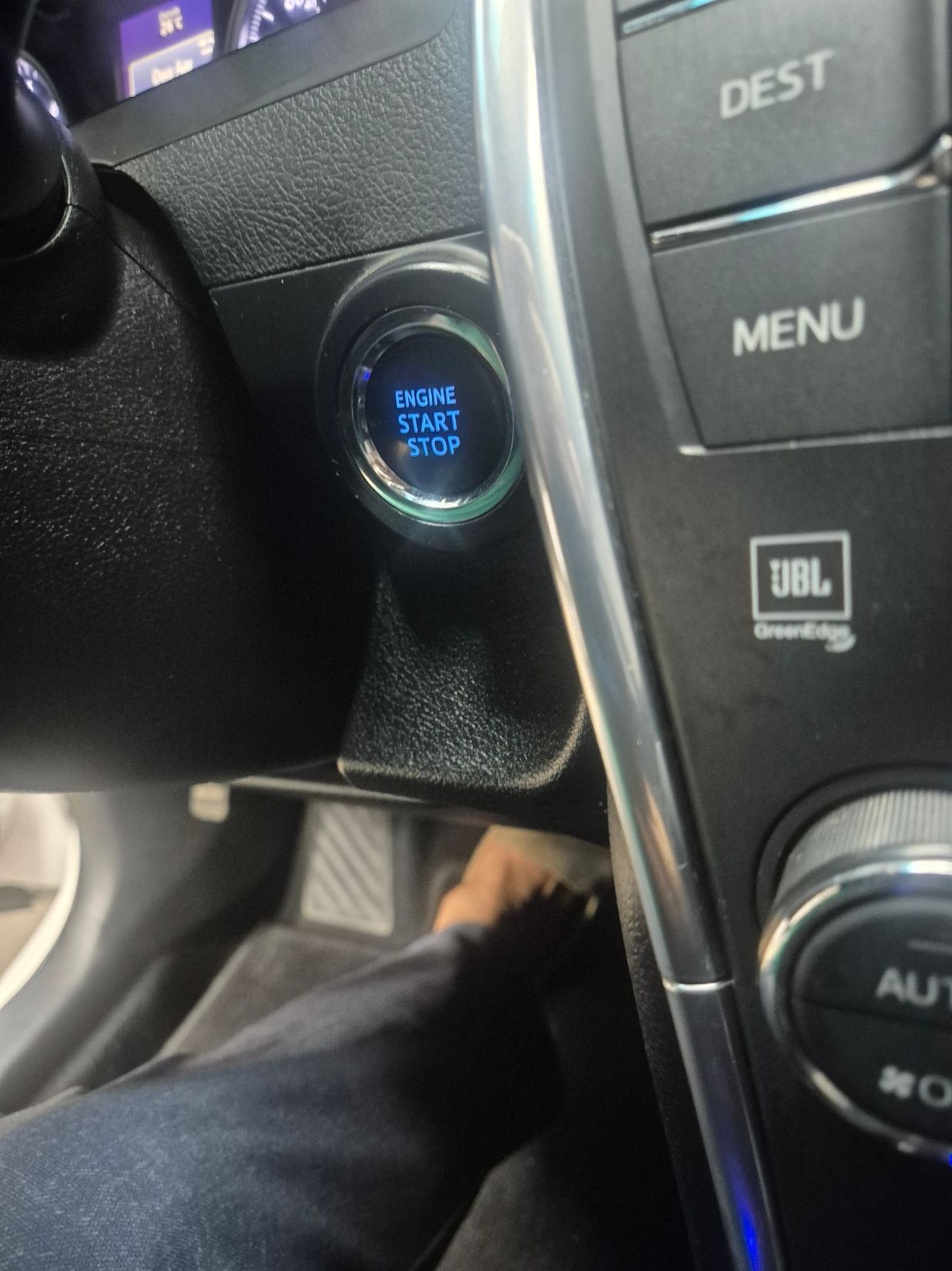 TOYOTA CAMRY 2015