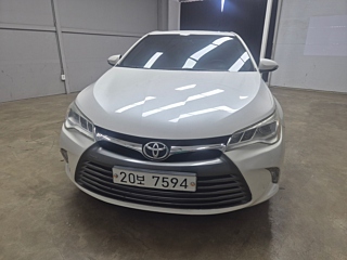 TOYOTA CAMRY 2015