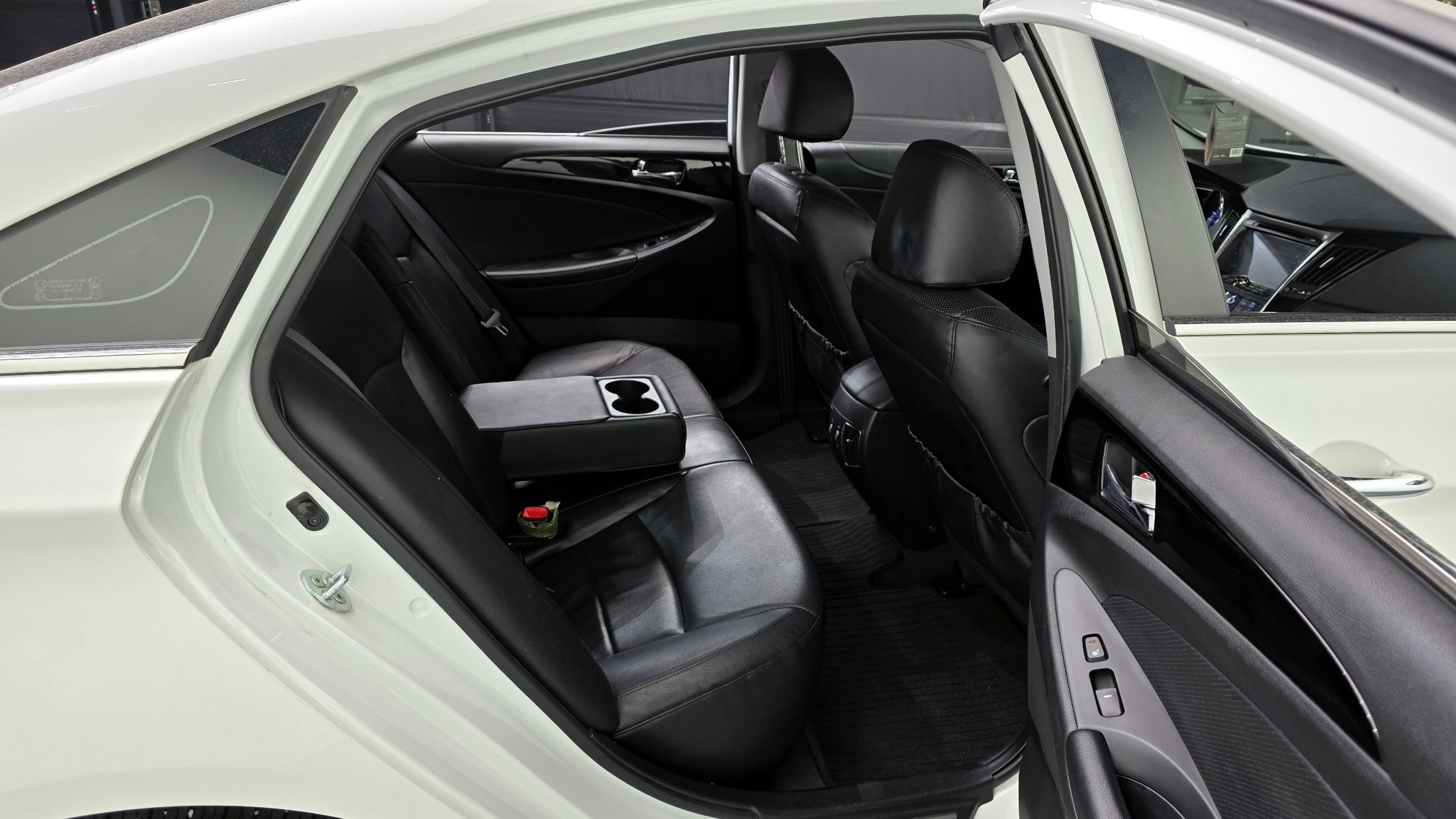 HYUNDAI SONATA YF 2011