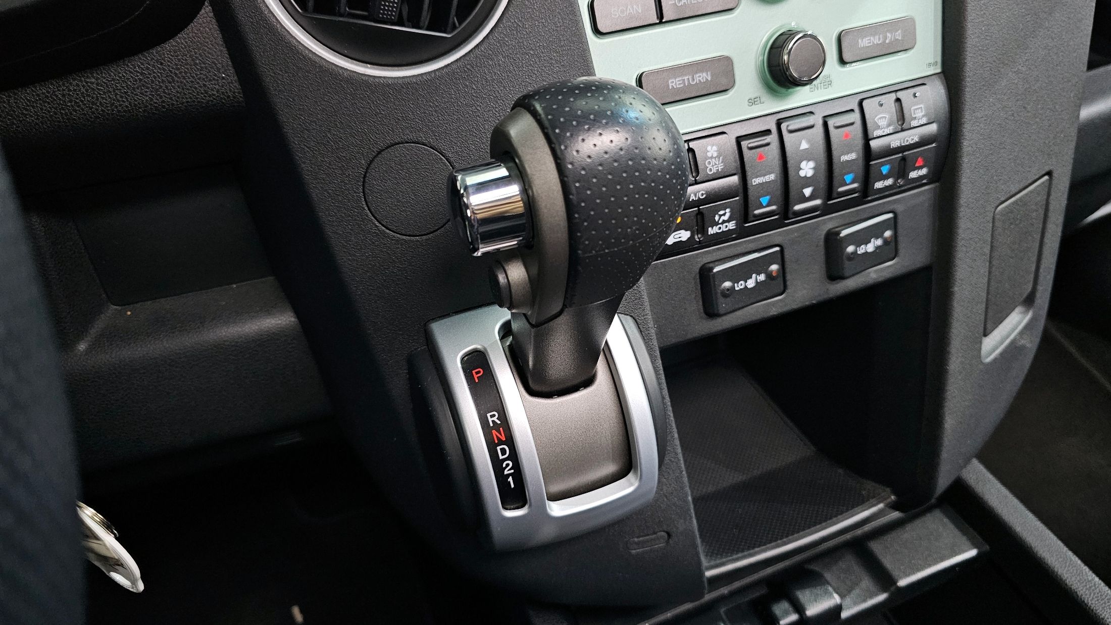 HONDA PILOT 2011