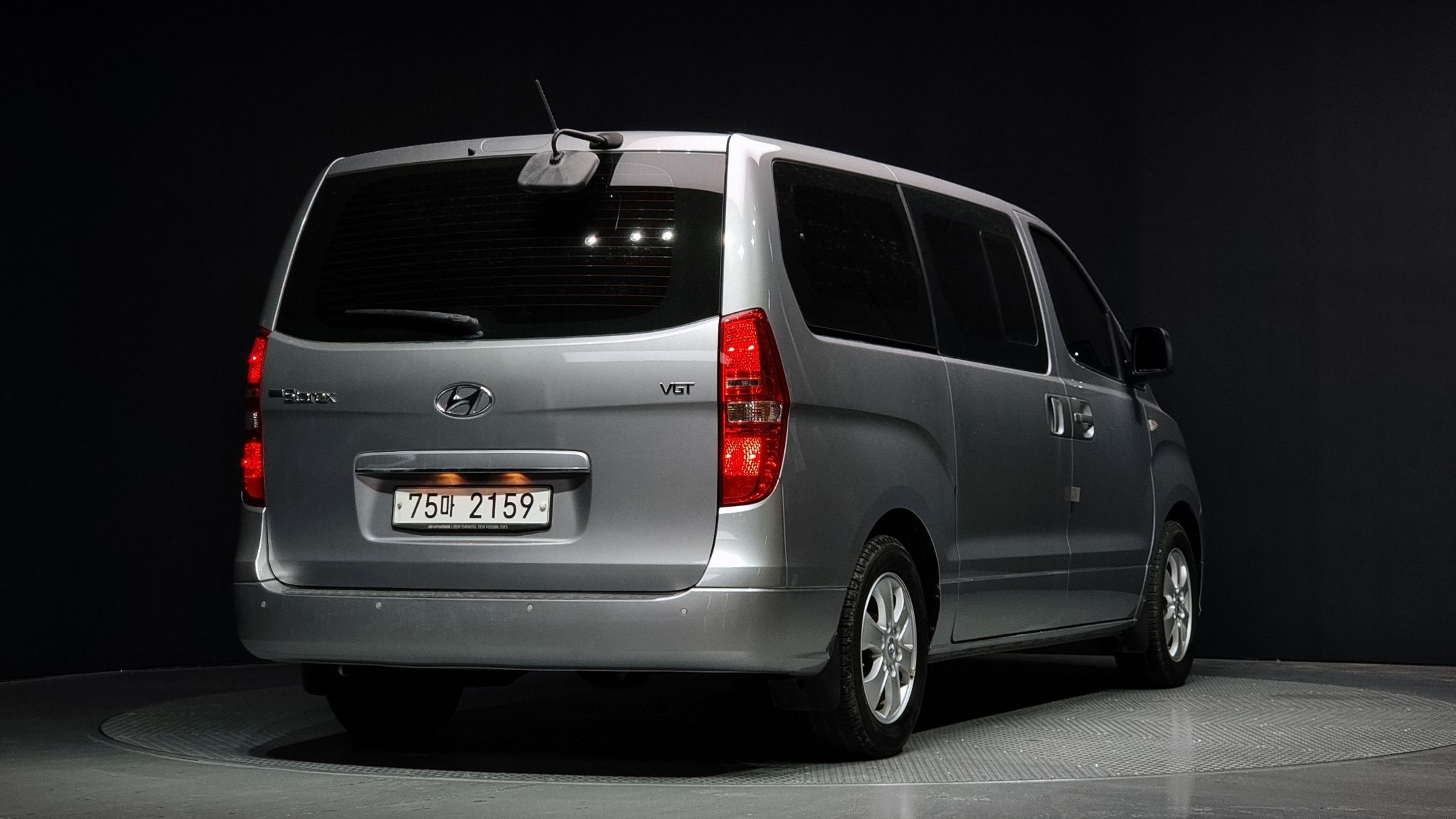 HYUNDAI STAREX GRAND 2019
