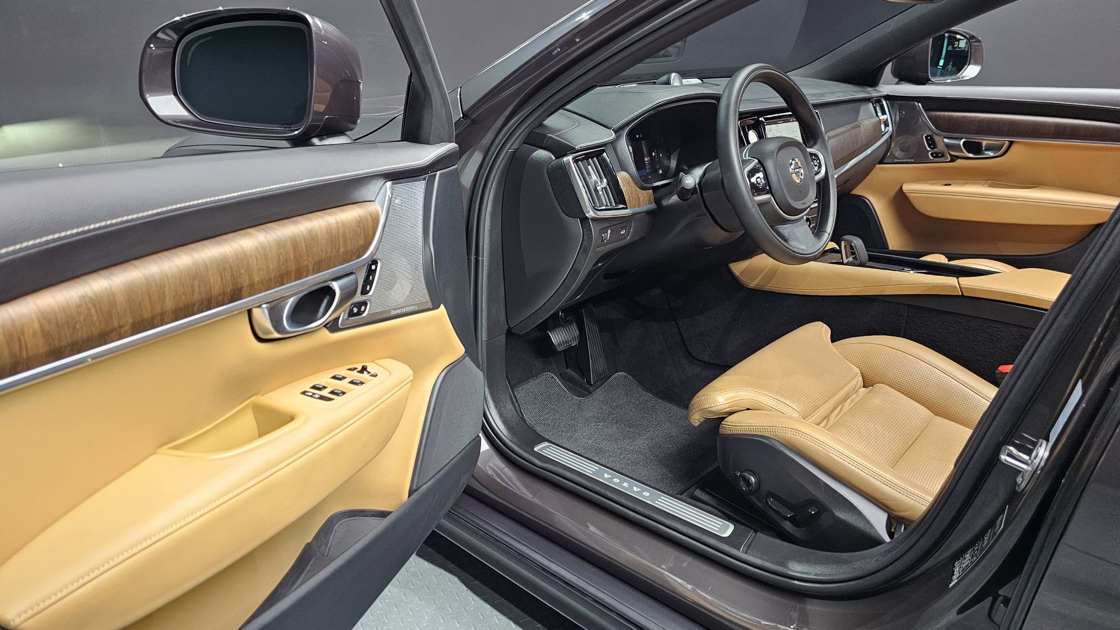 VOLVO V90 CROSS COUNTRY 2022