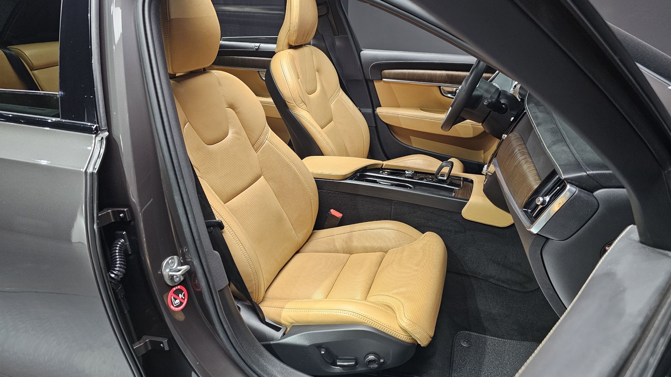 VOLVO V90 CROSS COUNTRY 2022