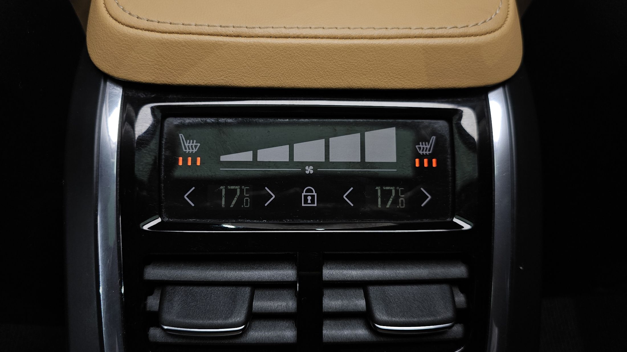 VOLVO V90 CROSS COUNTRY 2022