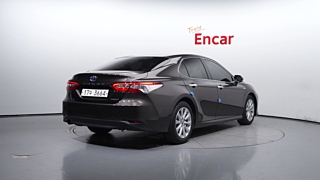 TOYOTA CAMRY XV70 2020