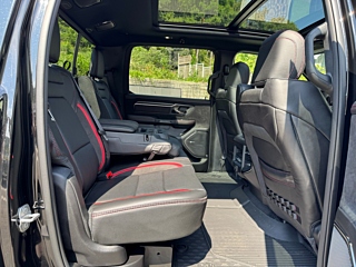 DODGE RAM PICK UP 2025