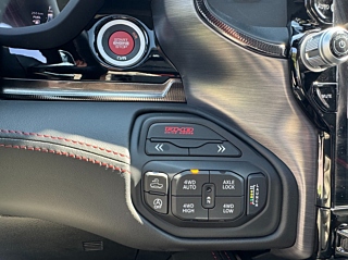 DODGE RAM PICK UP 2025