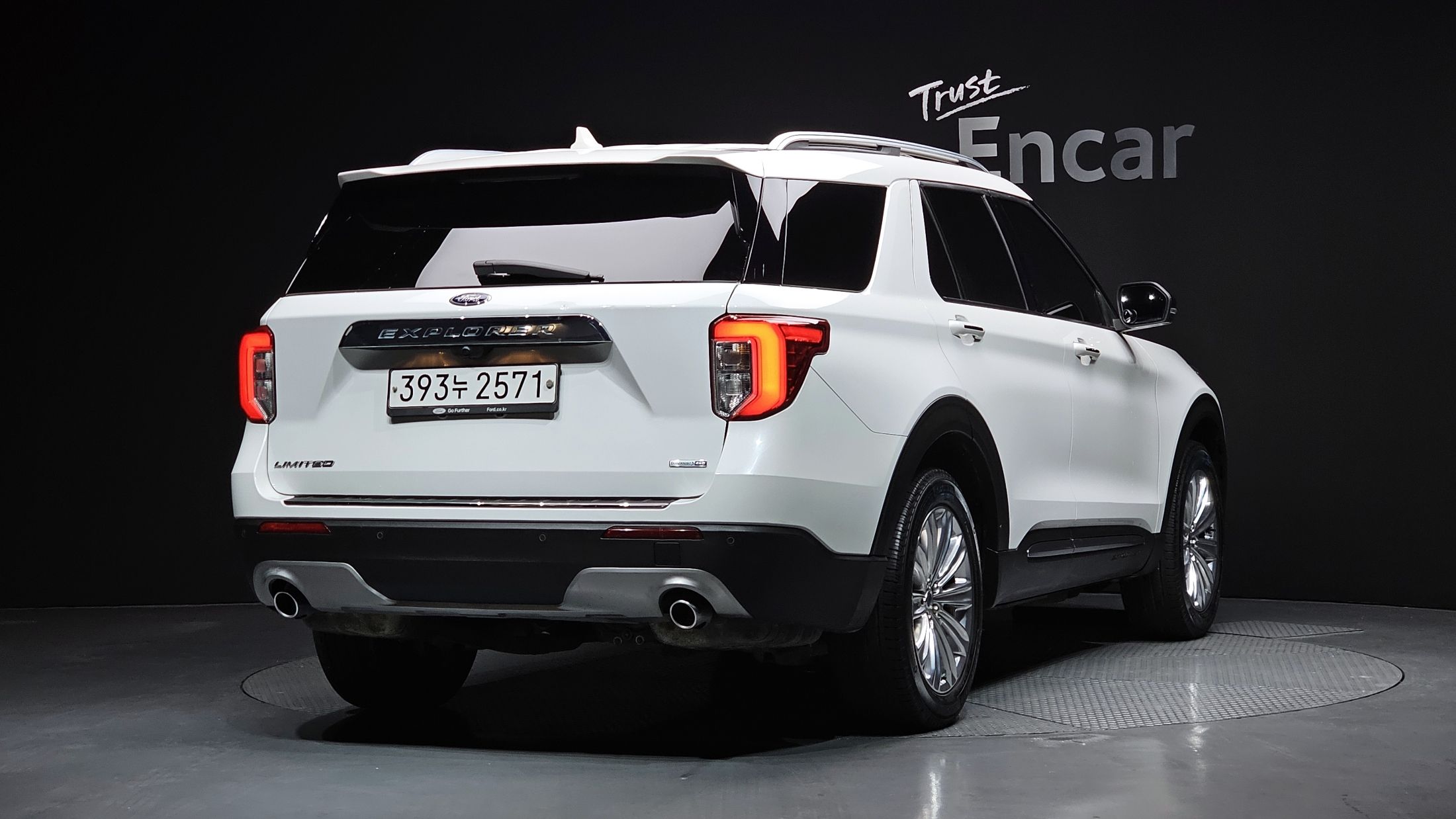 FORD EXPLORER 2020