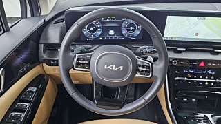 KIA CARNIVAL 2023